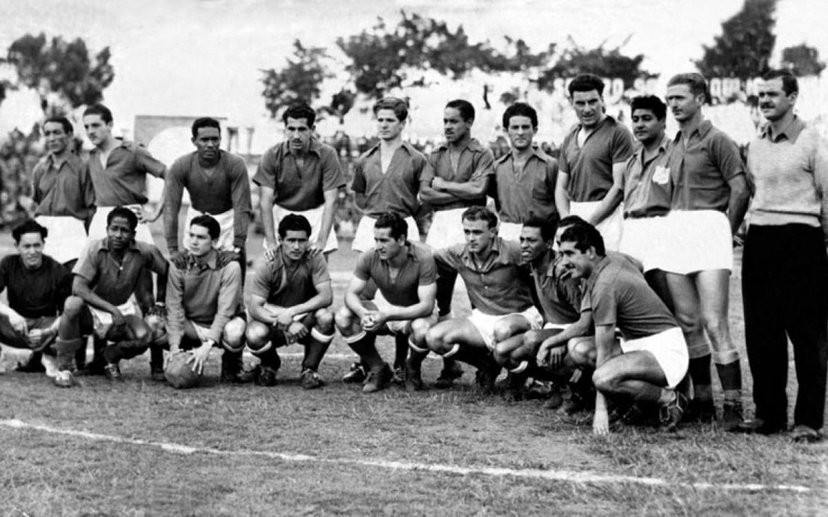Equipo de Millonarios FC de gira, foto de archivo