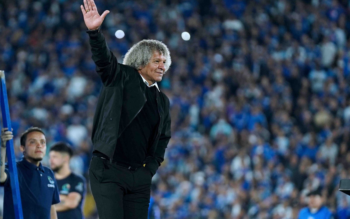 Millonarios celebra un triunfo con Gamero